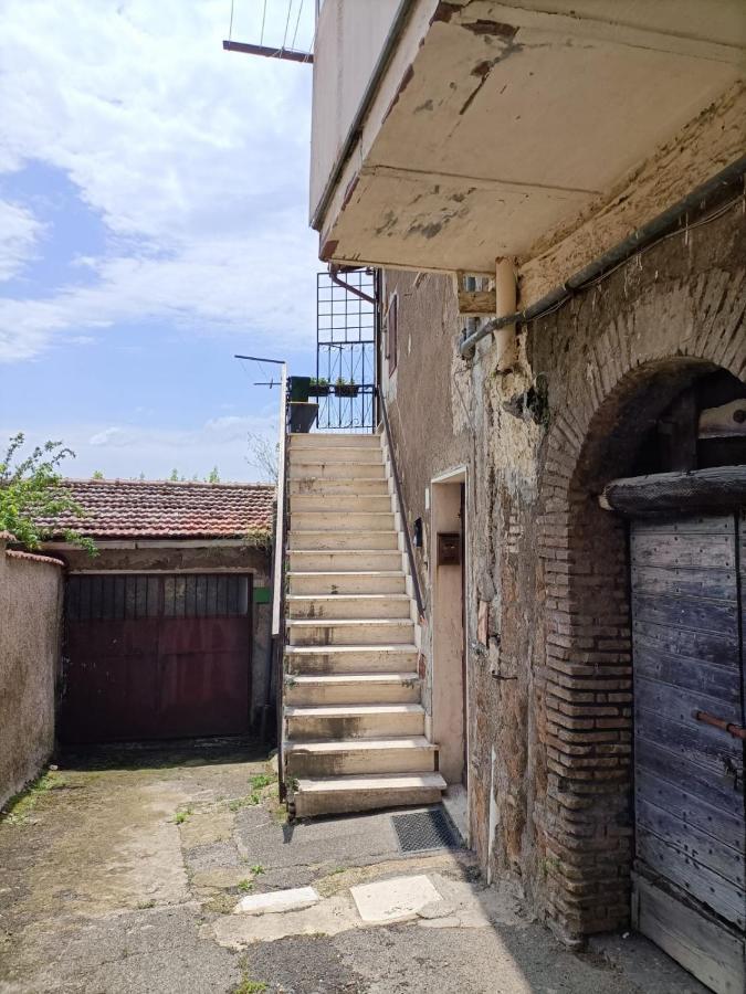 Nepi - Intero Alloggio Nel Centro Storico מראה חיצוני תמונה